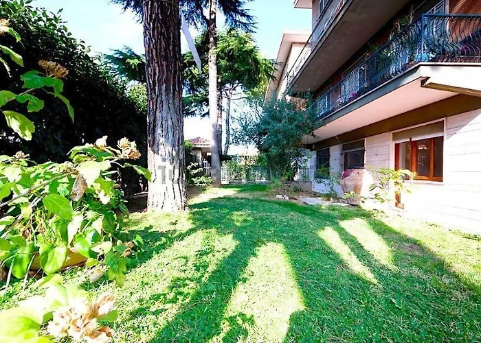 Appia Felis 4*
